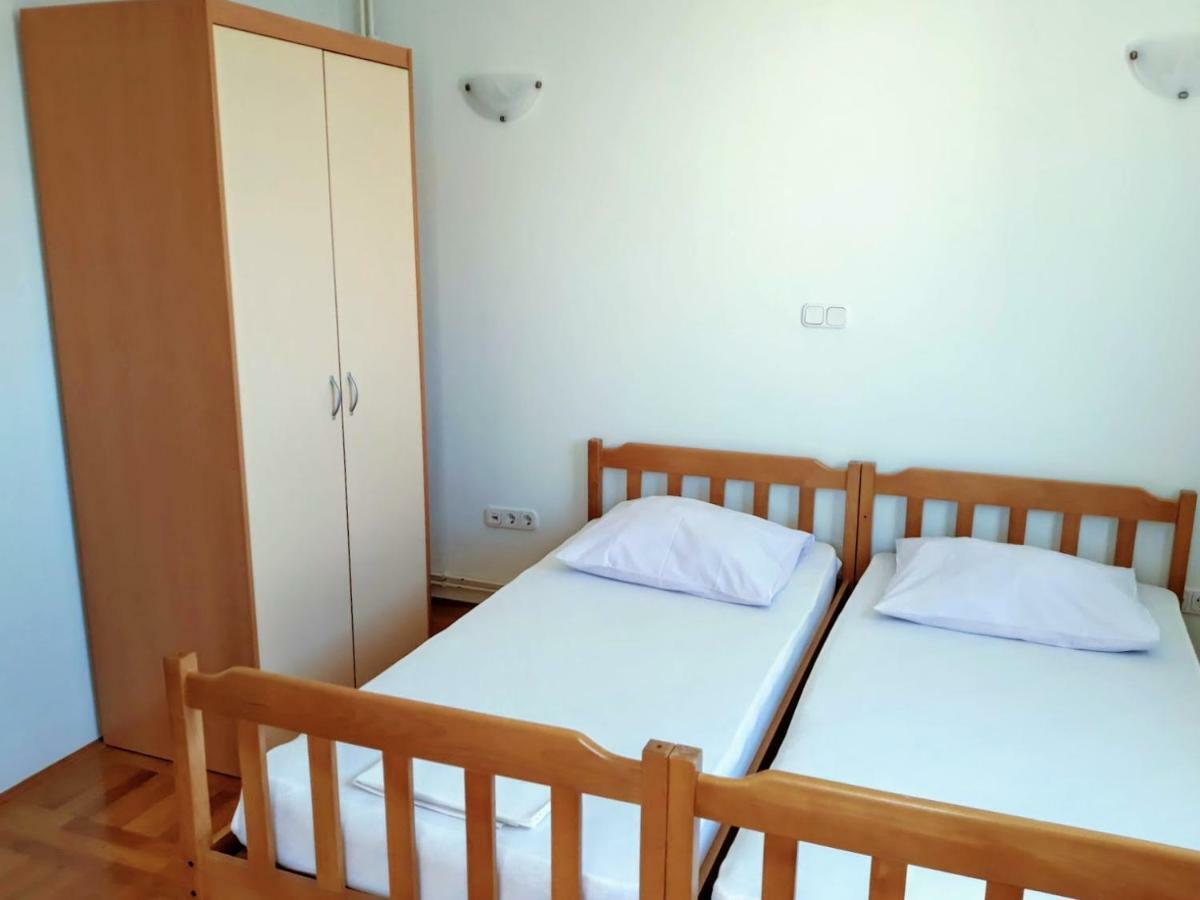 Apartments Andela Свети свети Филип и Яков Екстериор снимка